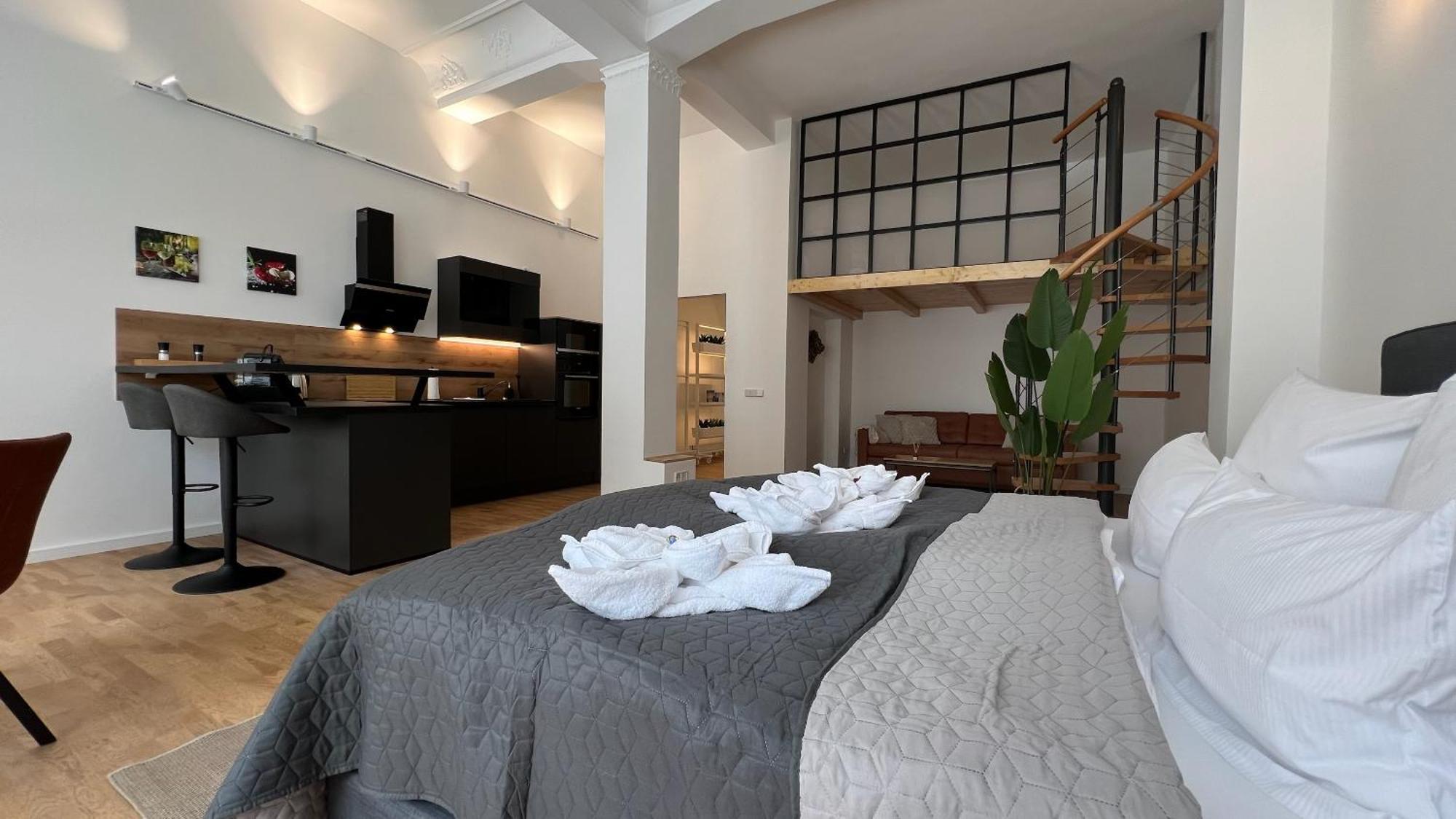 Neu! City-Loft-Apartment Im Goethe Palais I 5P I Lift I Parkplatz I Zentrum I Helios 奥厄 外观 照片
